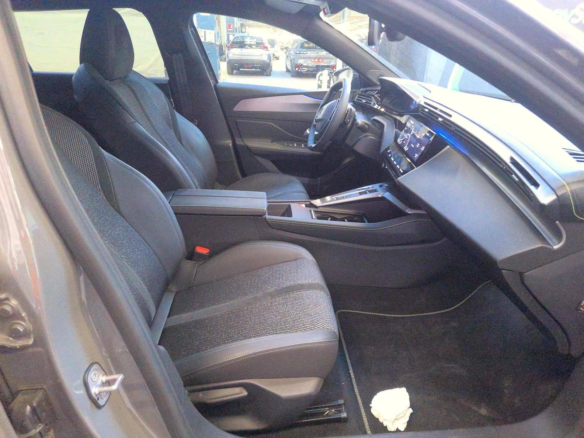 PEUGEOT 308 GT Hybrid 145 CV e-DCS6