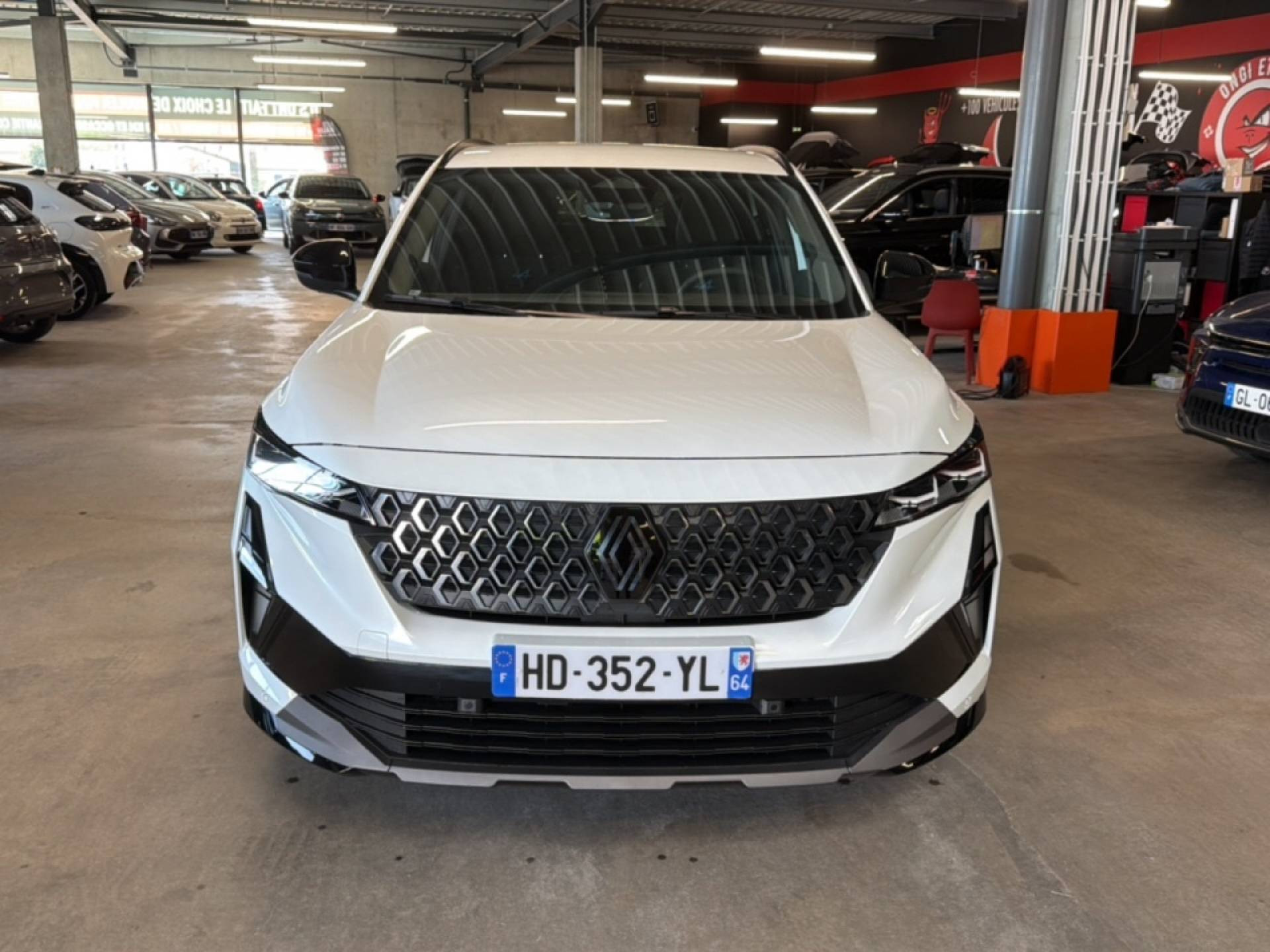 RENAULT AUSTRAL ESPRIT ALPINE full hybrid E-Tech 200 CV
