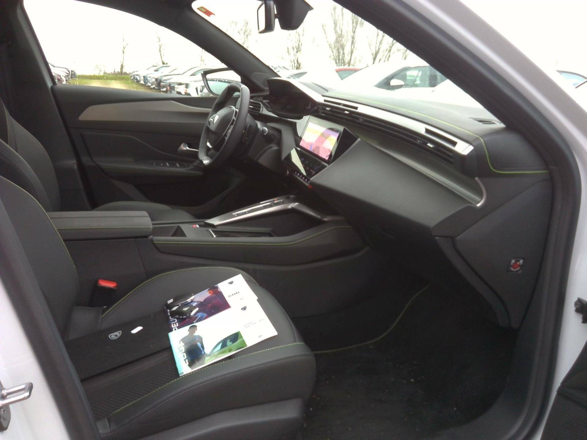 PEUGEOT 408 GT Hybrid 145 e-DCS6