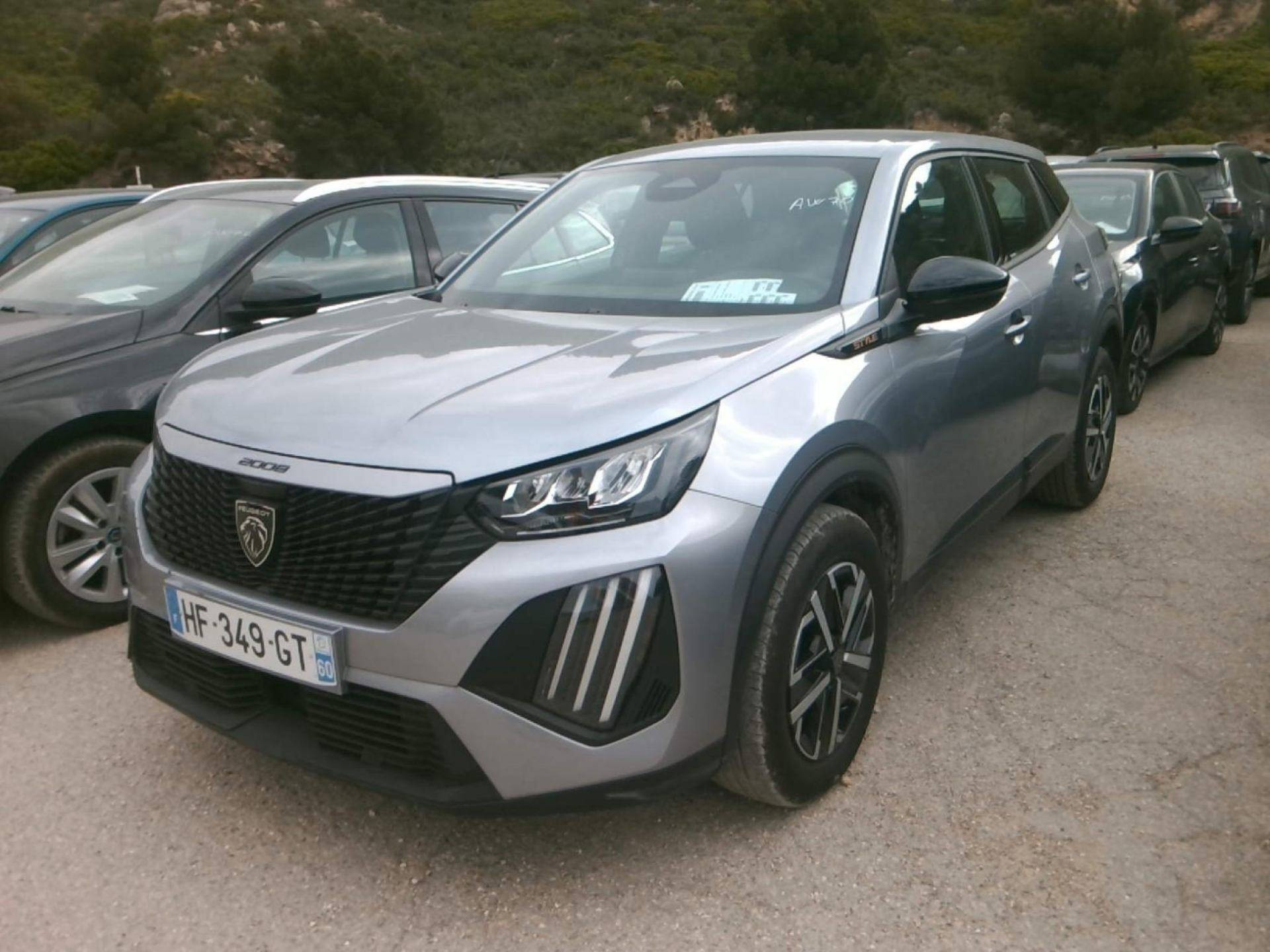 PEUGEOT 2008 Hybrid 145 ch e-DCS6 Style