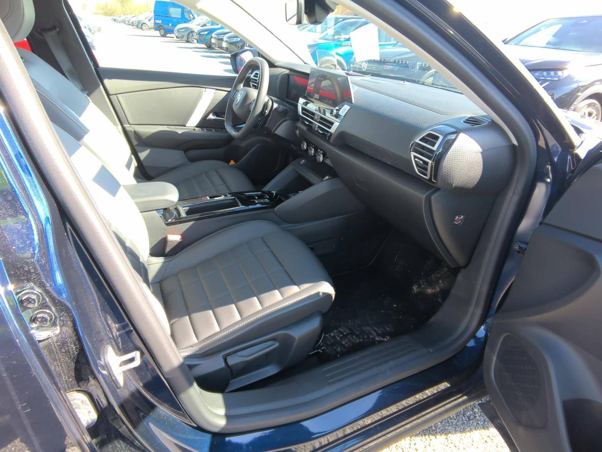 CITROEN C4 MAX HYBRID 136 CV e-DCS6