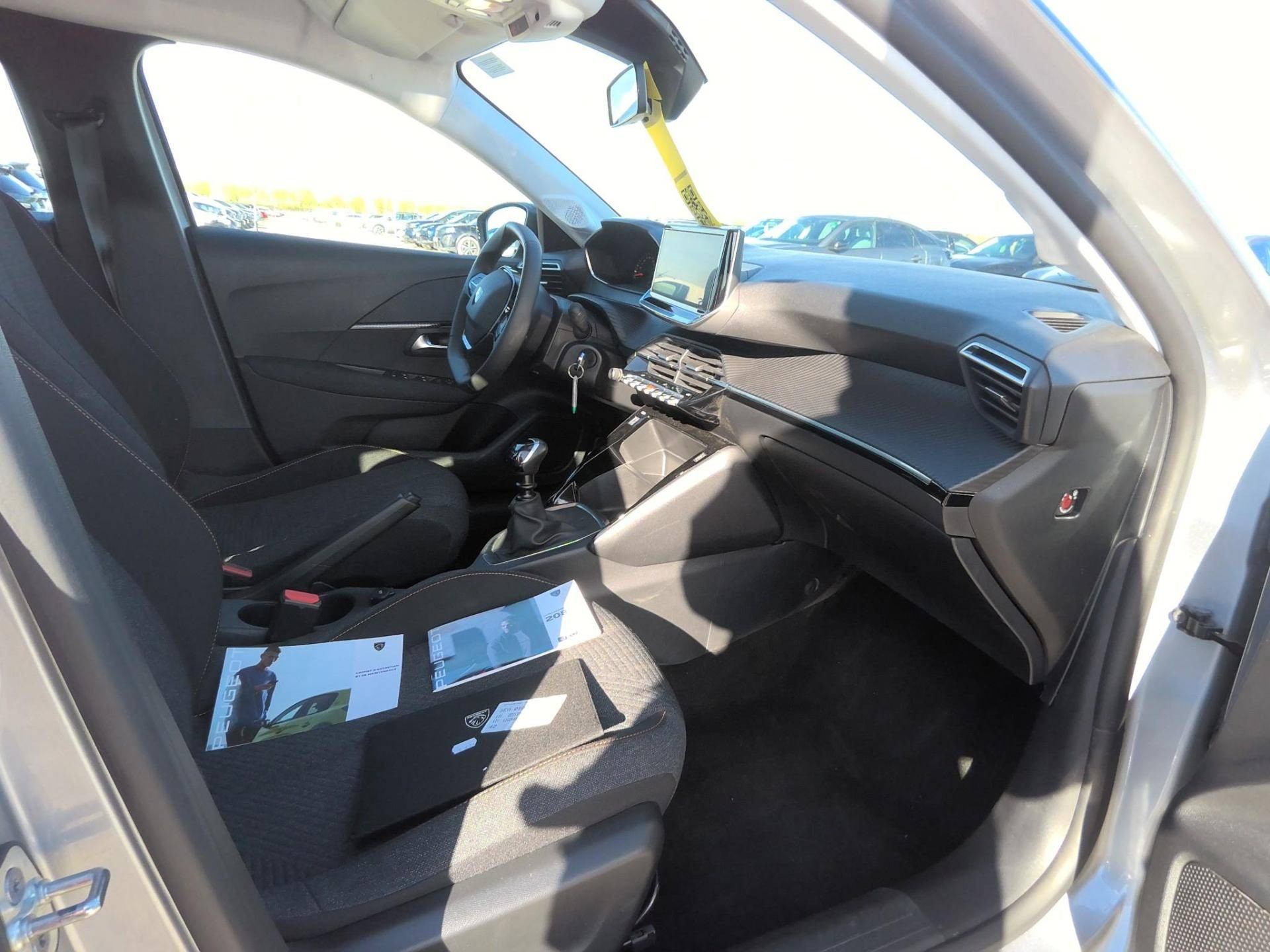 PEUGEOT 208 STYLE PURETECH 100 CV BVM 