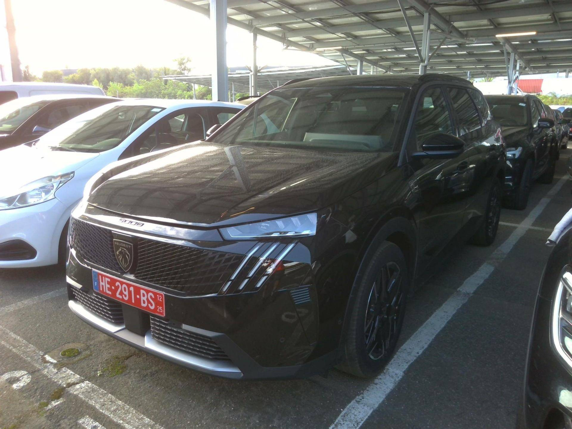 PEUGEOT 5008 GT Hybrid 145 CV e-DCS6 