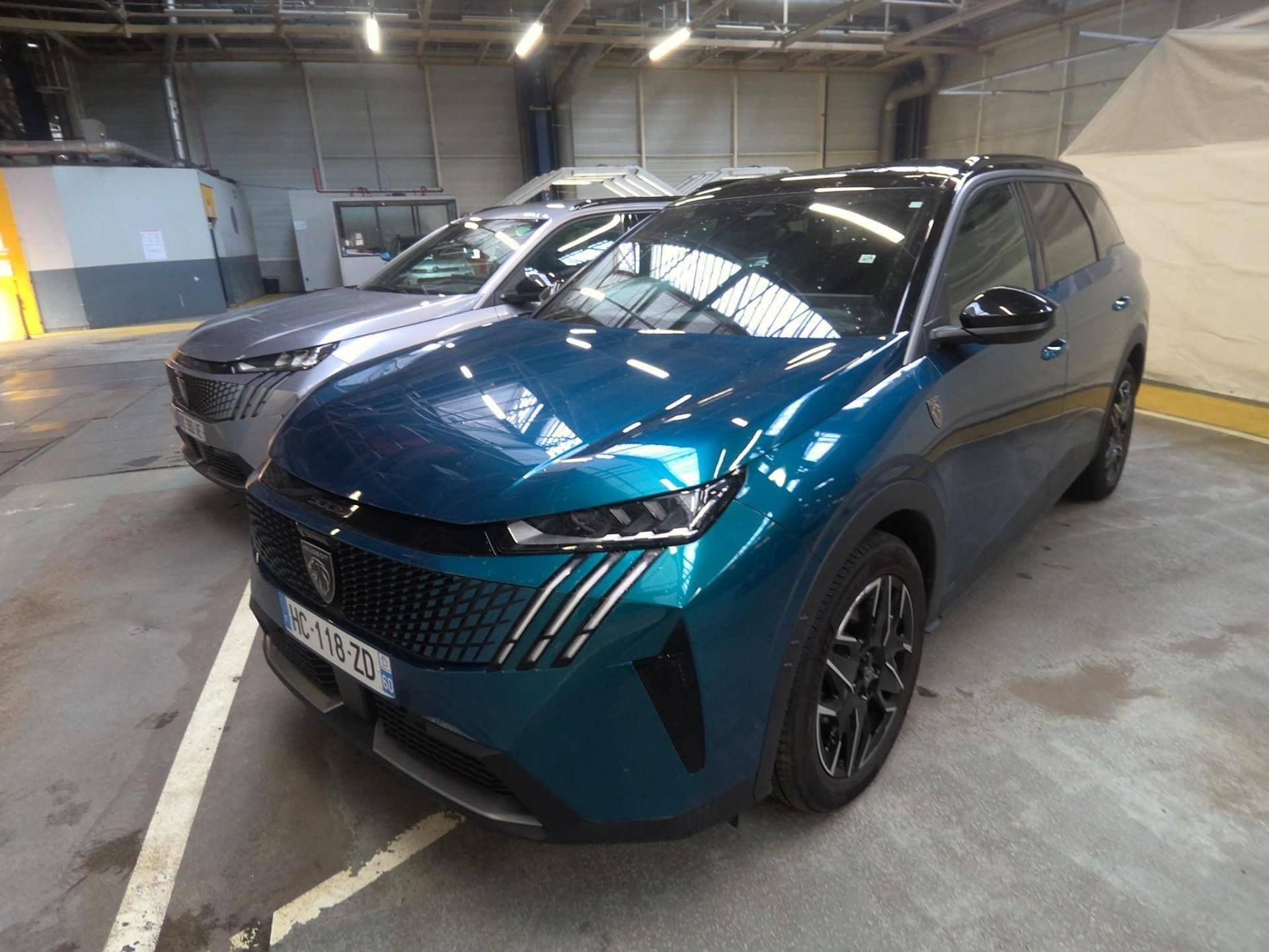 PEUGEOT 5008 GT Hybrid 145 CV e-DCS6 