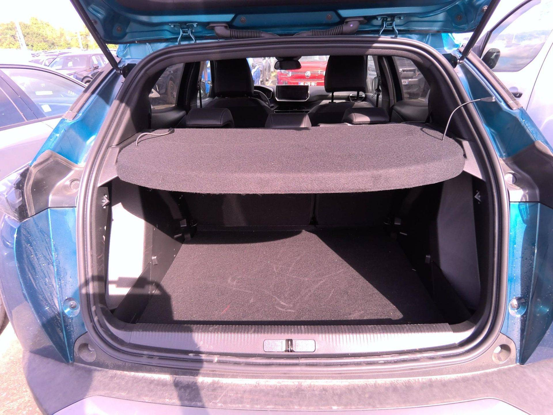 PEUGEOT 2008 Hybrid 145 ch e-DCS6 Allure
