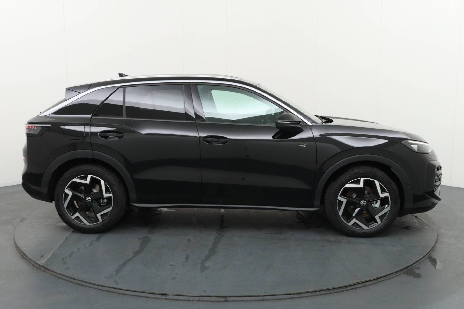 VOLKSWAGEN T-ROC 1.5 eTSI Hybrid 150 ch DSG7 R-Line