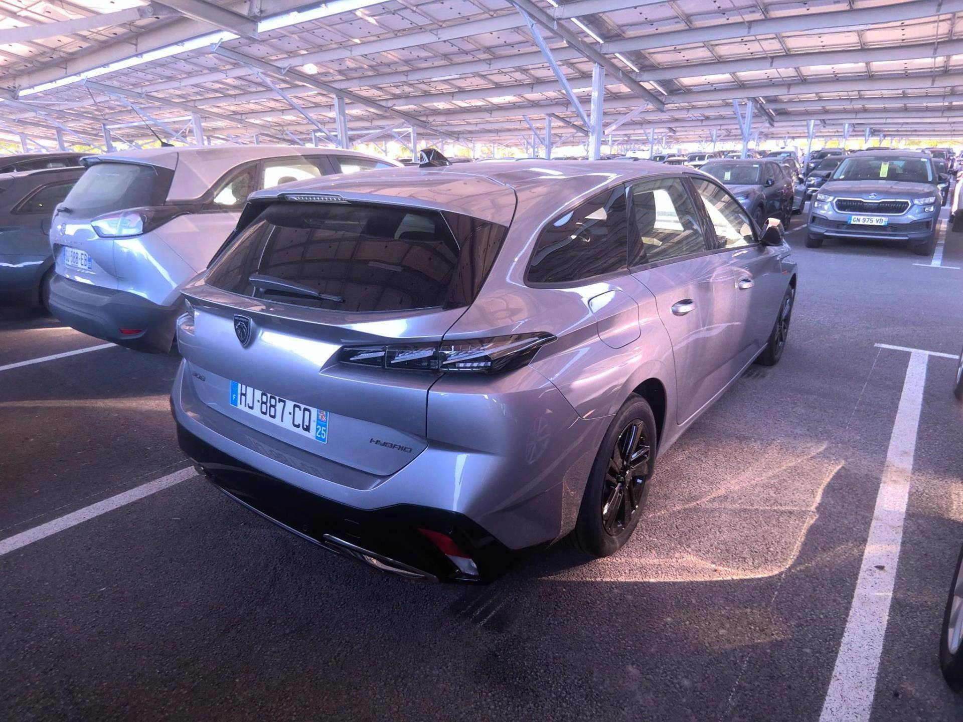 PEUGEOT 308 SW Hybrid 136 e-DCS6 Style