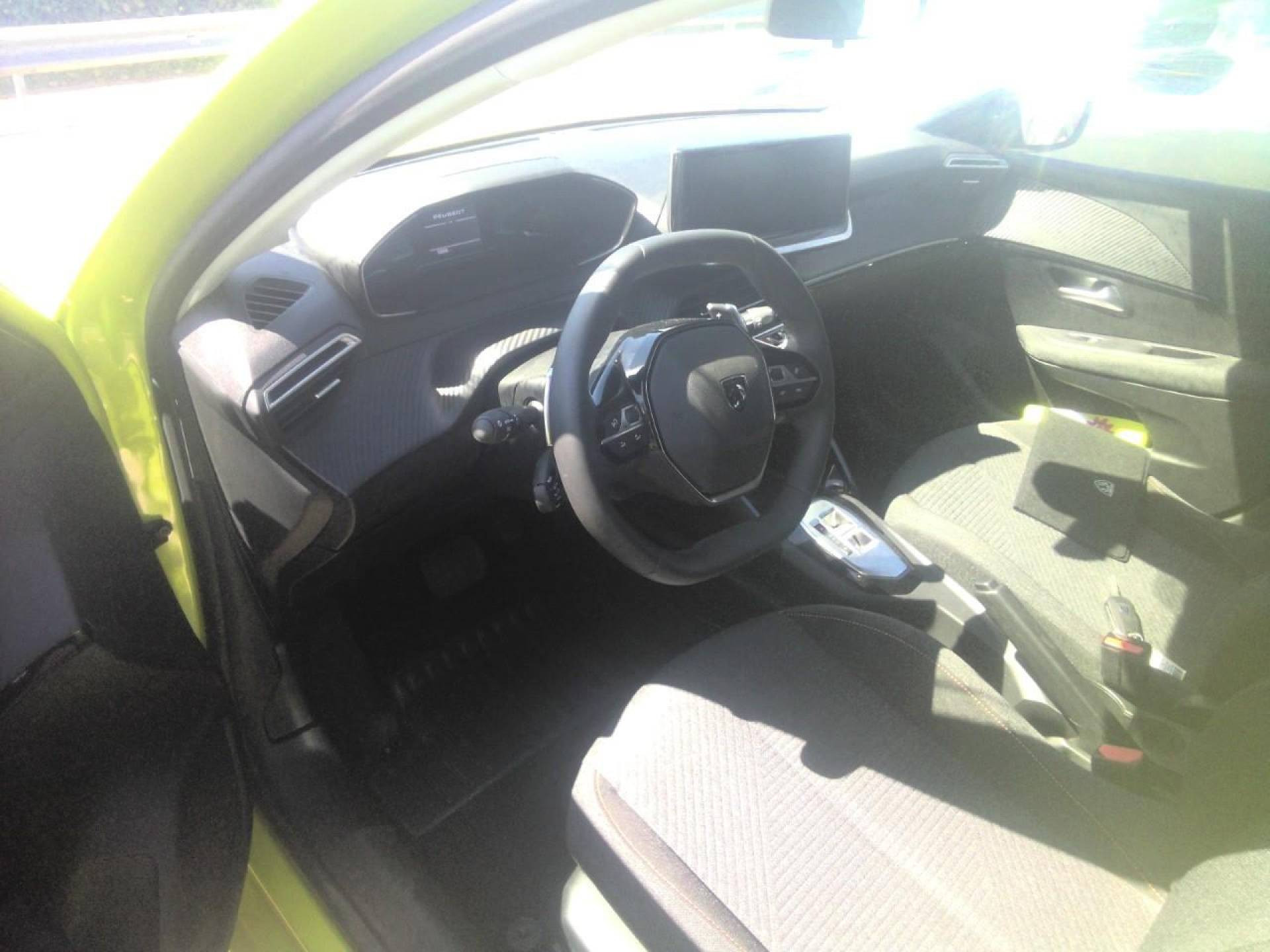 PEUGEOT 208 STYLE Hybrid 110 CV e-DCS6 