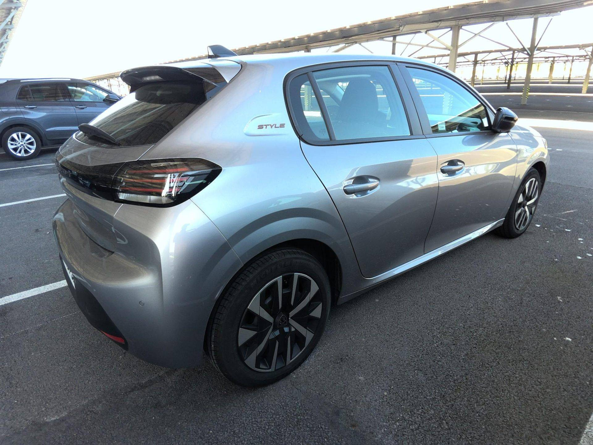 PEUGEOT 208 STYLE PURETECH 100 CV BVM 