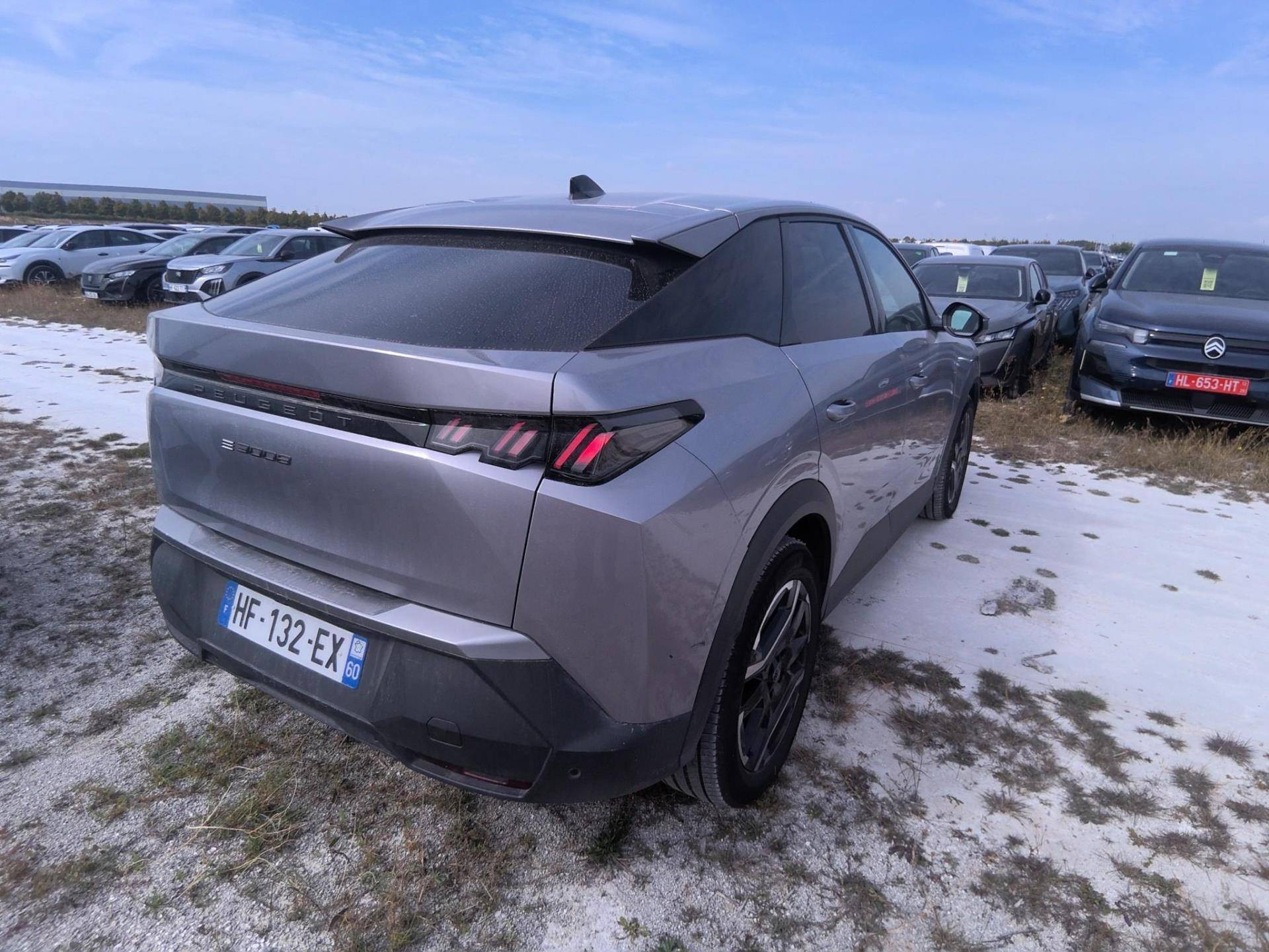 PEUGEOT 3008 210 ch 73 kWh Allure