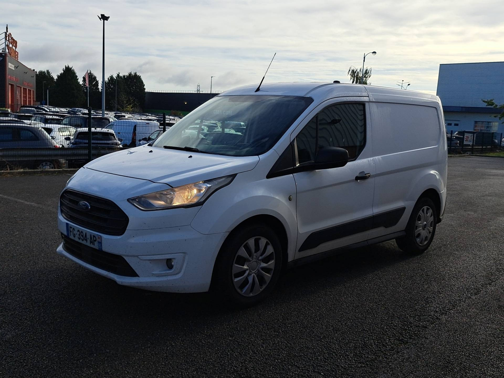 FORD TRANSIT CONNECT FGN L1 1.5 ECOBLUE 100 S&S TREND BUSINESS NAV