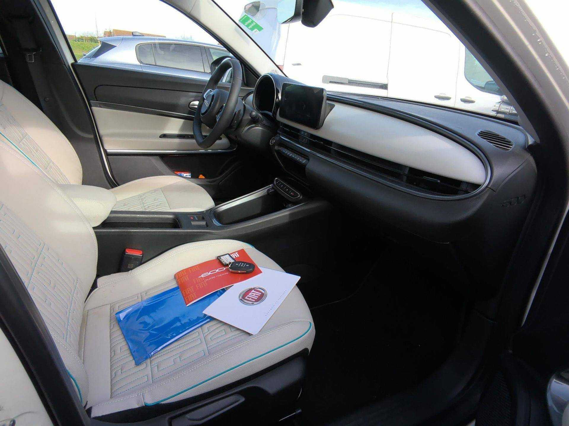 FIAT 600 LA PRIMA 1.2 Hybrid 100 CV DCT6 