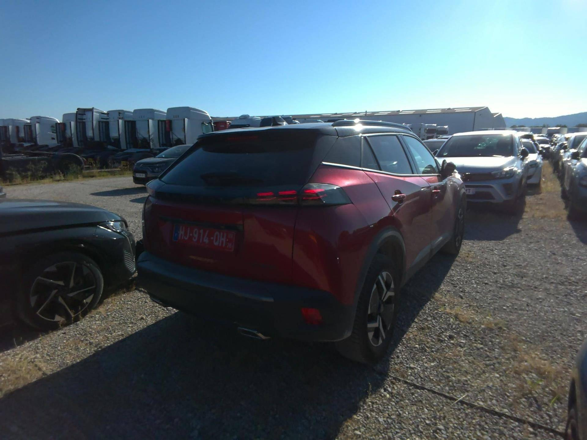 PEUGEOT 2008 Hybrid 145 ch e-DCS6 GT