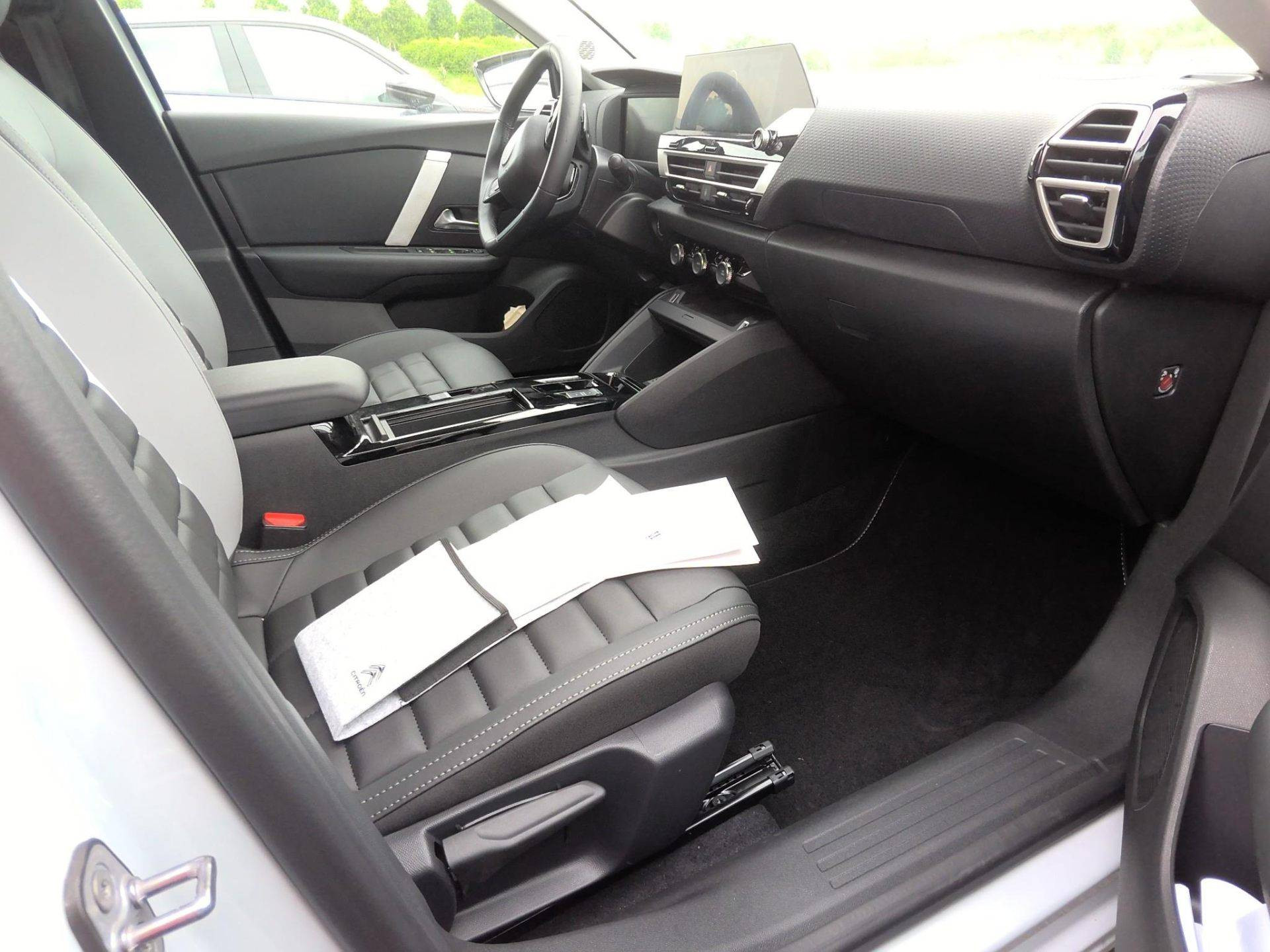 CITROEN C4 MAX HYBRID 136 CV e-DCS6