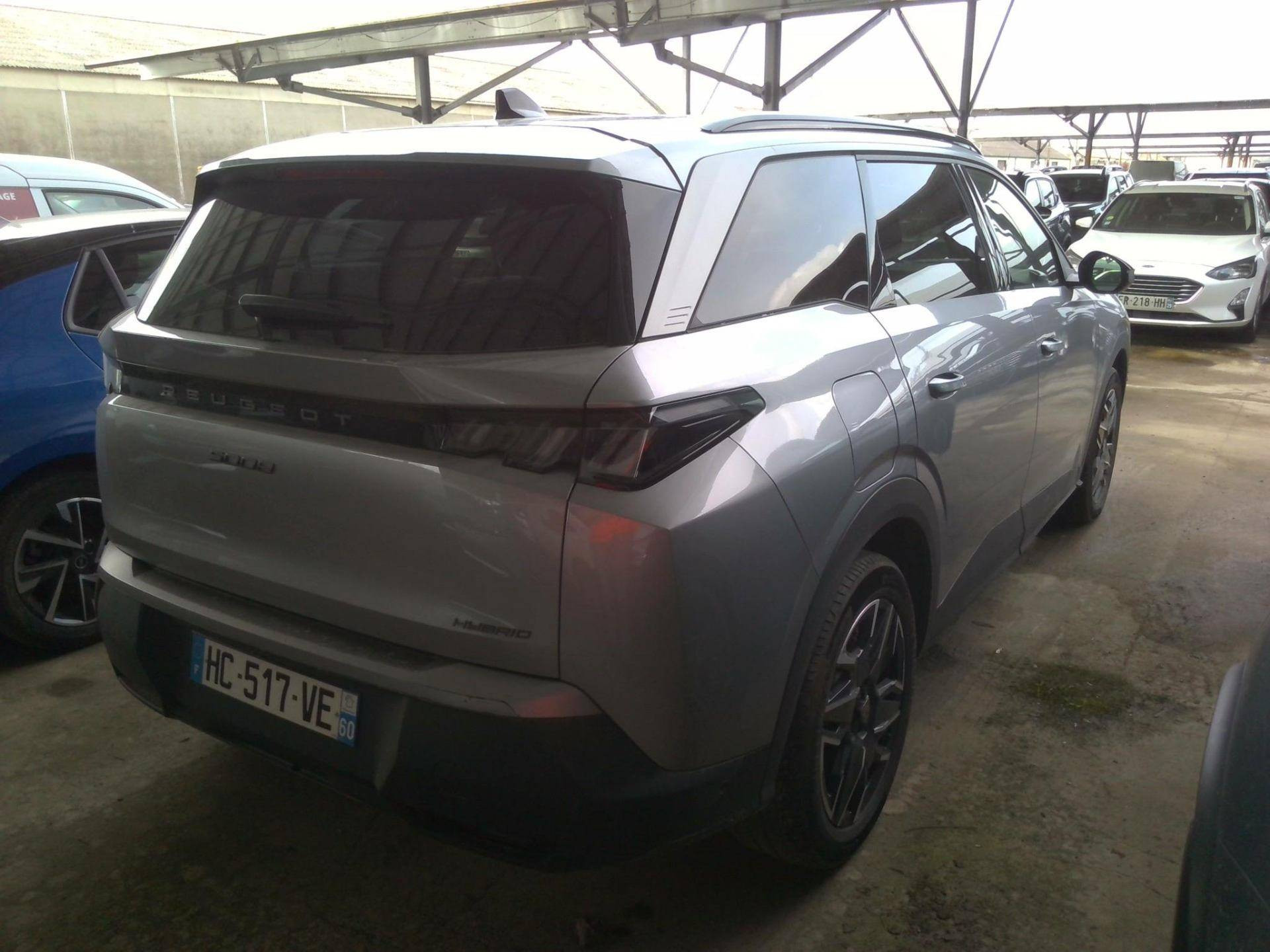 PEUGEOT 5008 ALLURE Hybrid 145 CV e-DCS6 