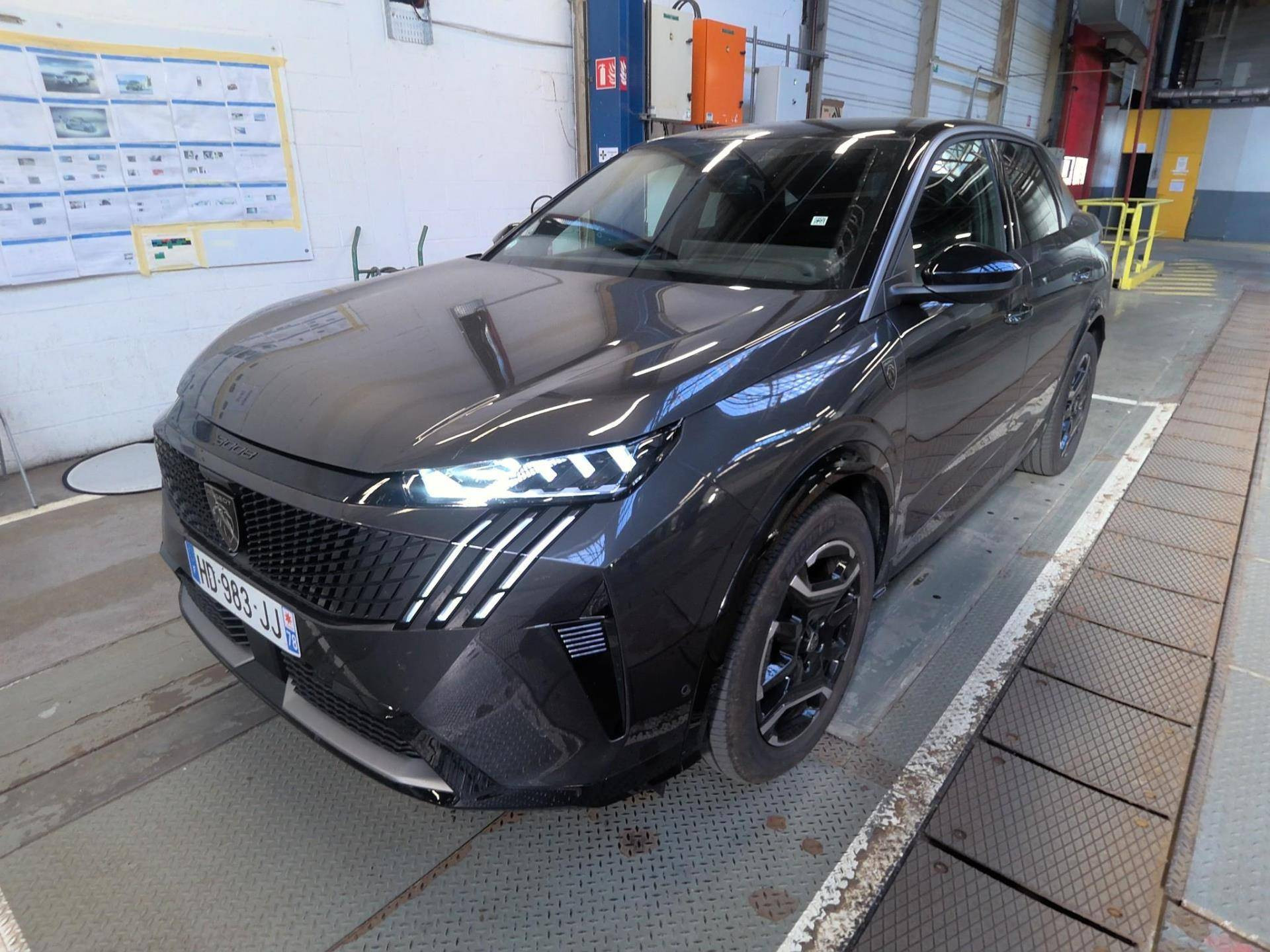 PEUGEOT 3008 210 ch 73 kWh GT