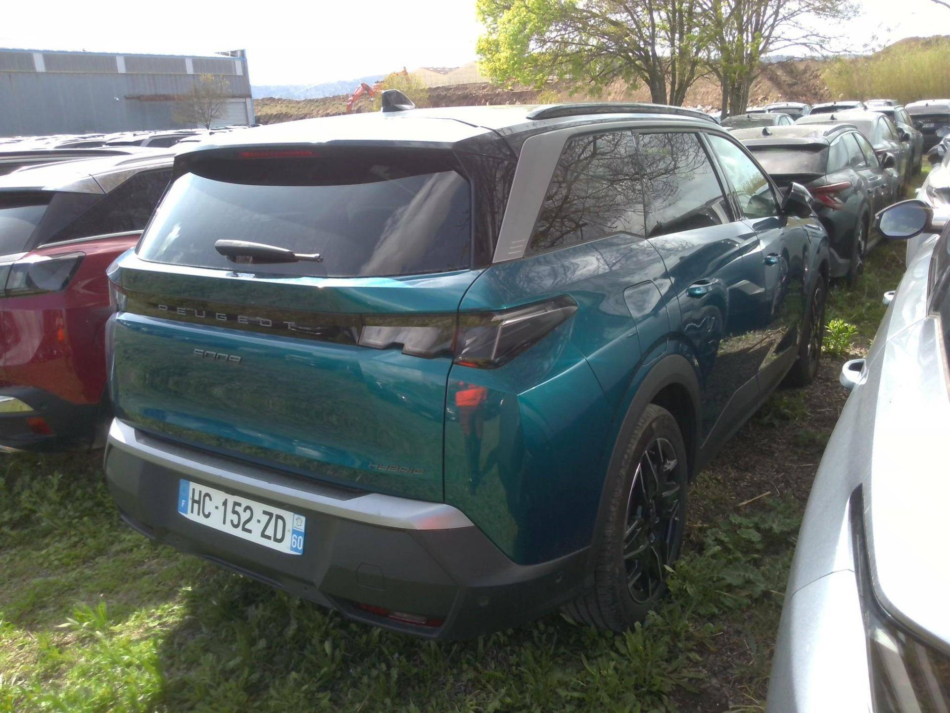 PEUGEOT 5008 GT Hybrid 145 CV e-DCS6 