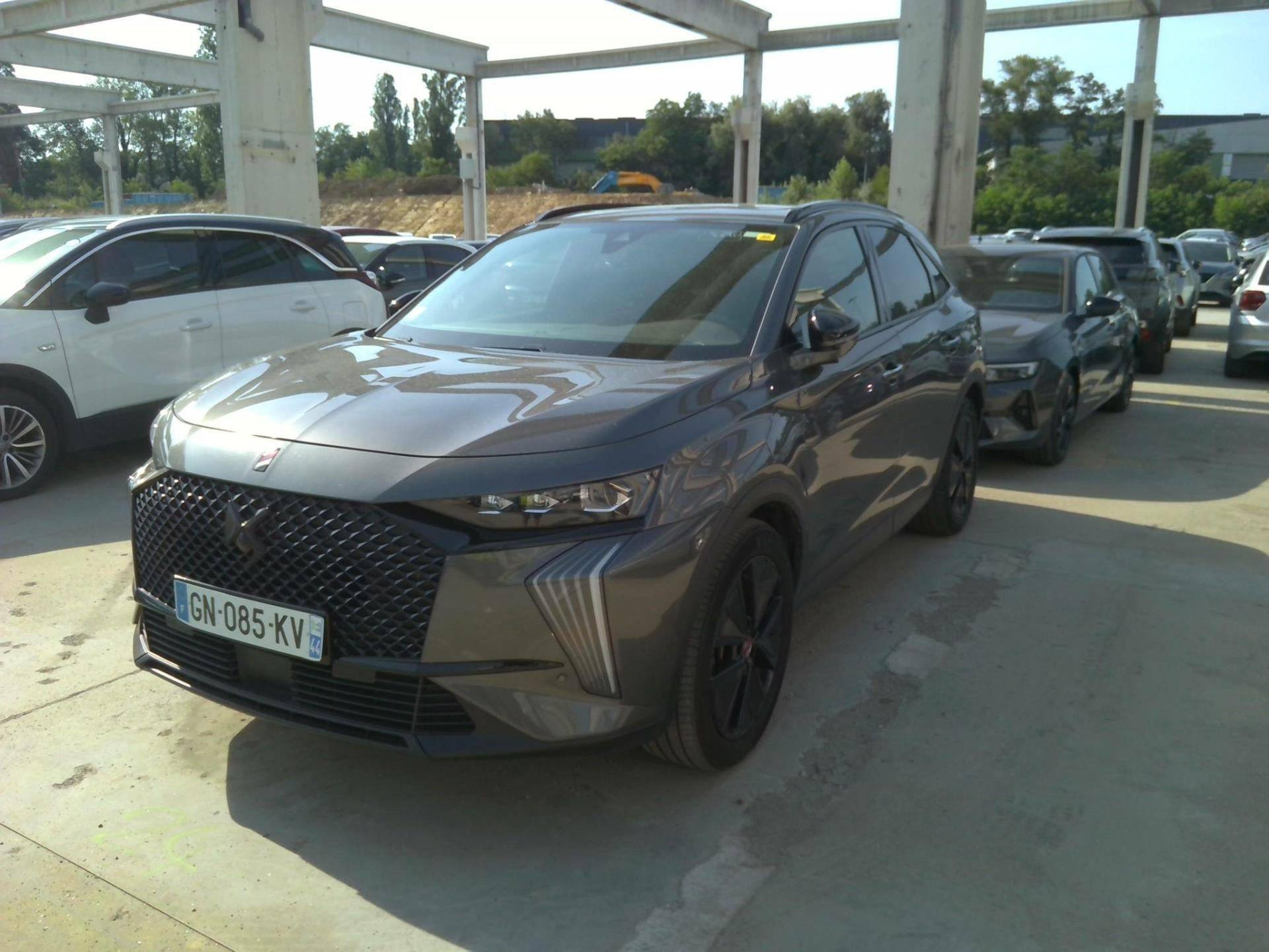 DS DS 7 PERFORMANCE LINE + Hybride Rechargeable E-Tense 300 CV EAT8 4x4 