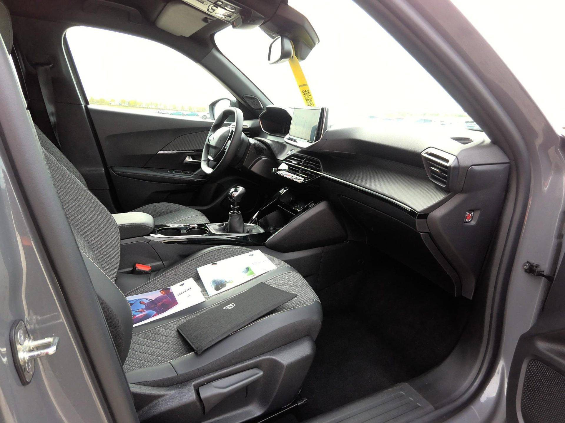PEUGEOT 2008 ALLURE PURETECH 100 CV BVM6