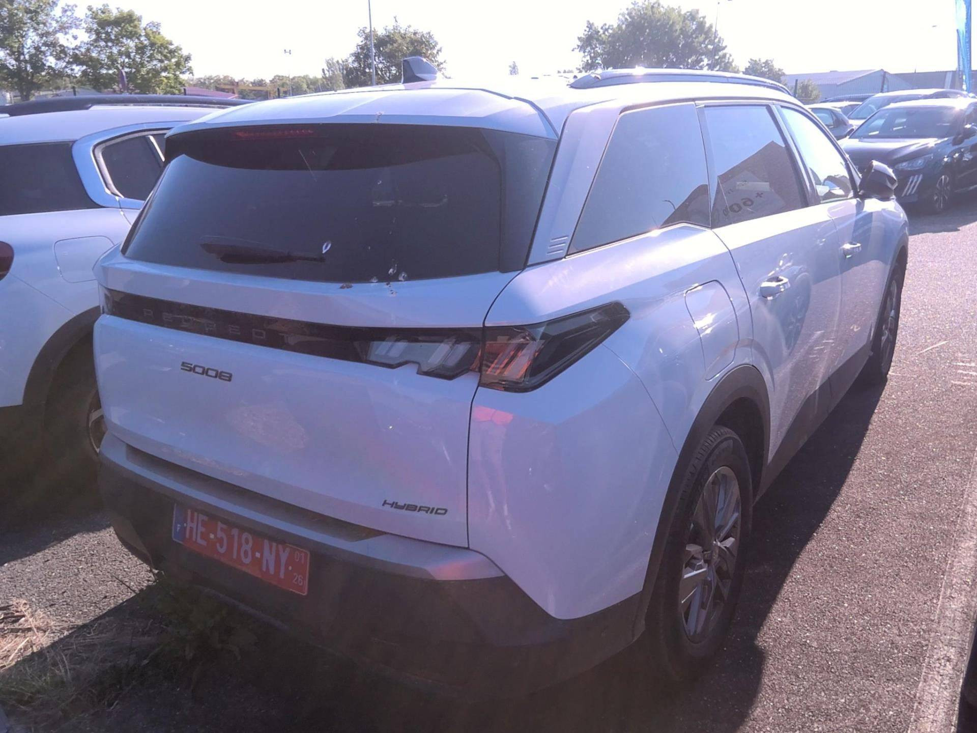 PEUGEOT 5008 ALLURE Hybrid 145 CV e-DCS6 