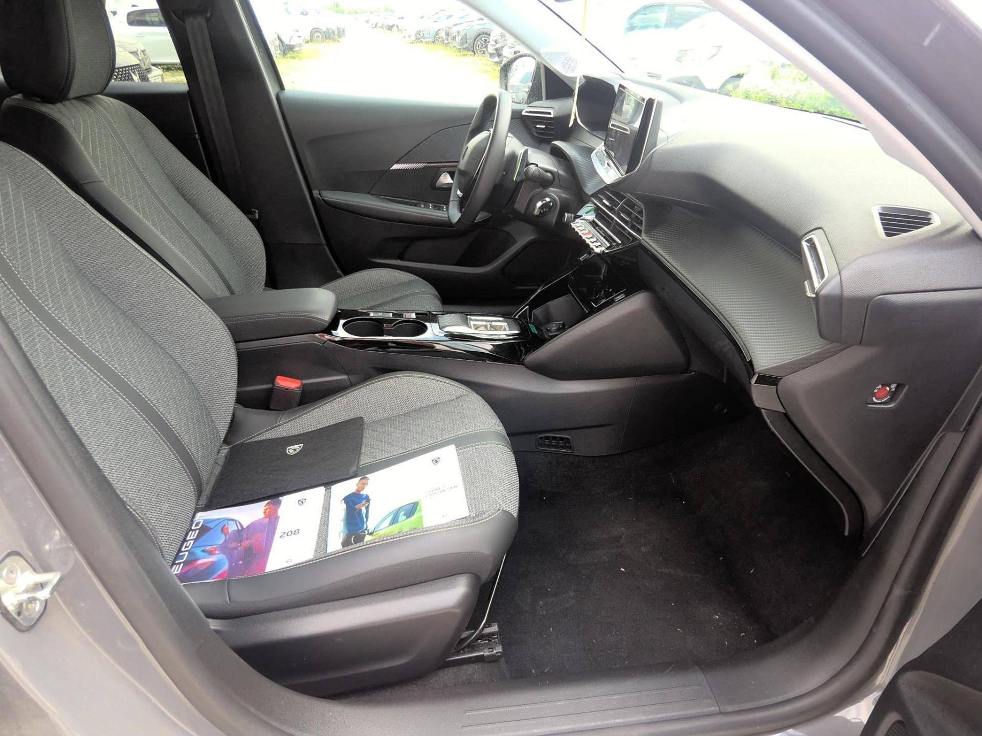 PEUGEOT 208 ALLURE Hybrid 110 CV e-DCS6 