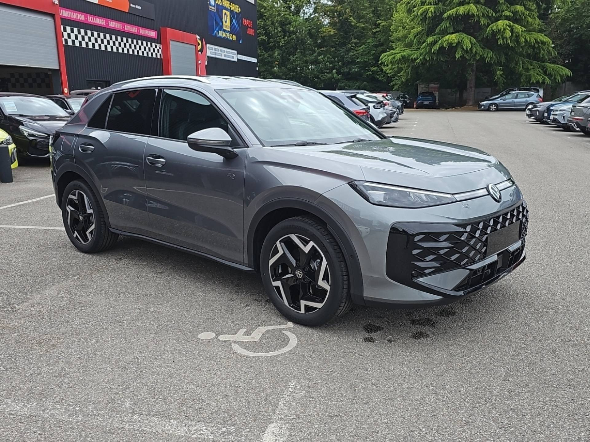 VOLKSWAGEN T-ROC 1.5 eTSI Hybrid 150 ch DSG7 R-Line