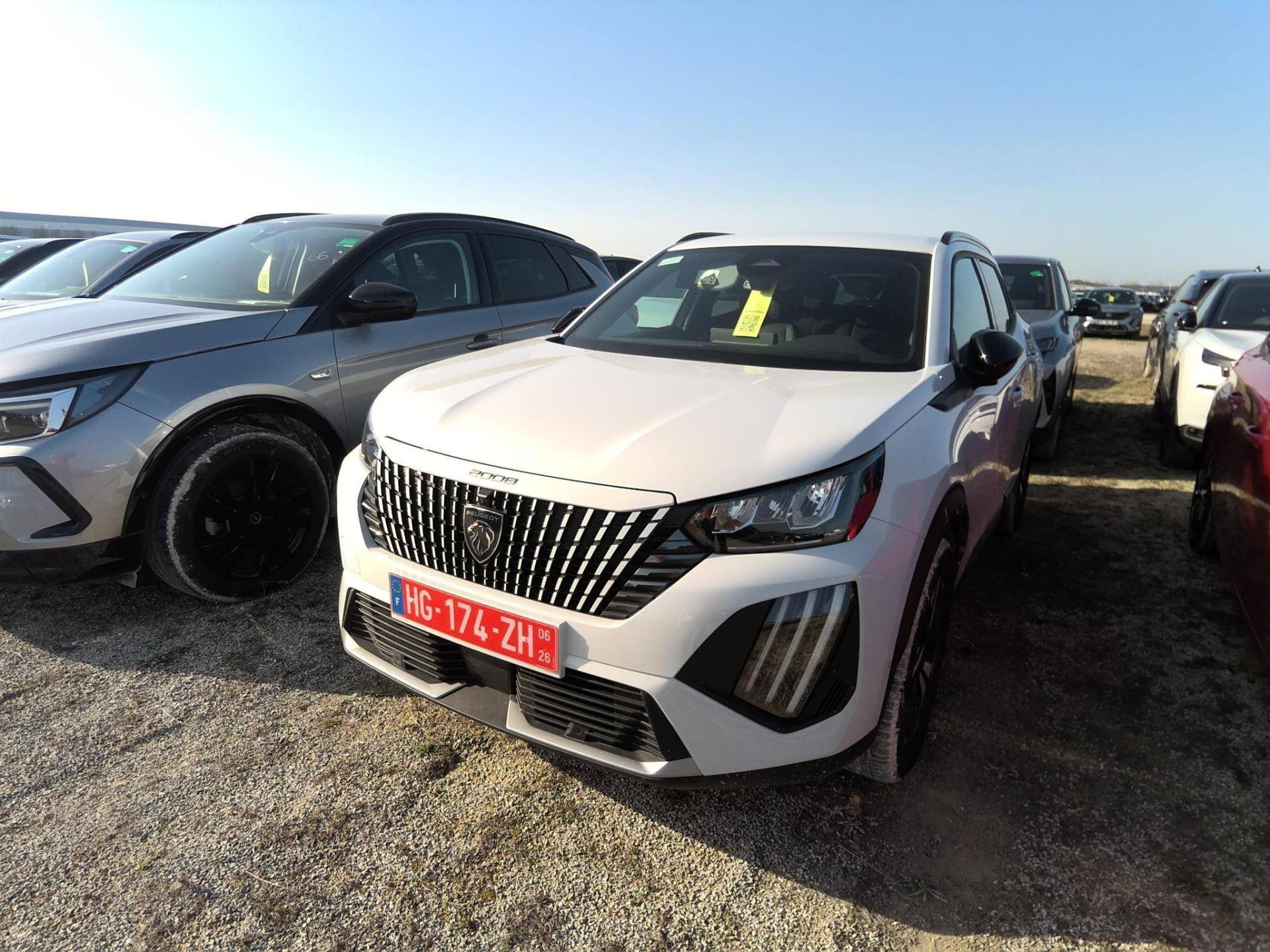 PEUGEOT 2008 Hybrid 145 ch e-DCS6 Allure