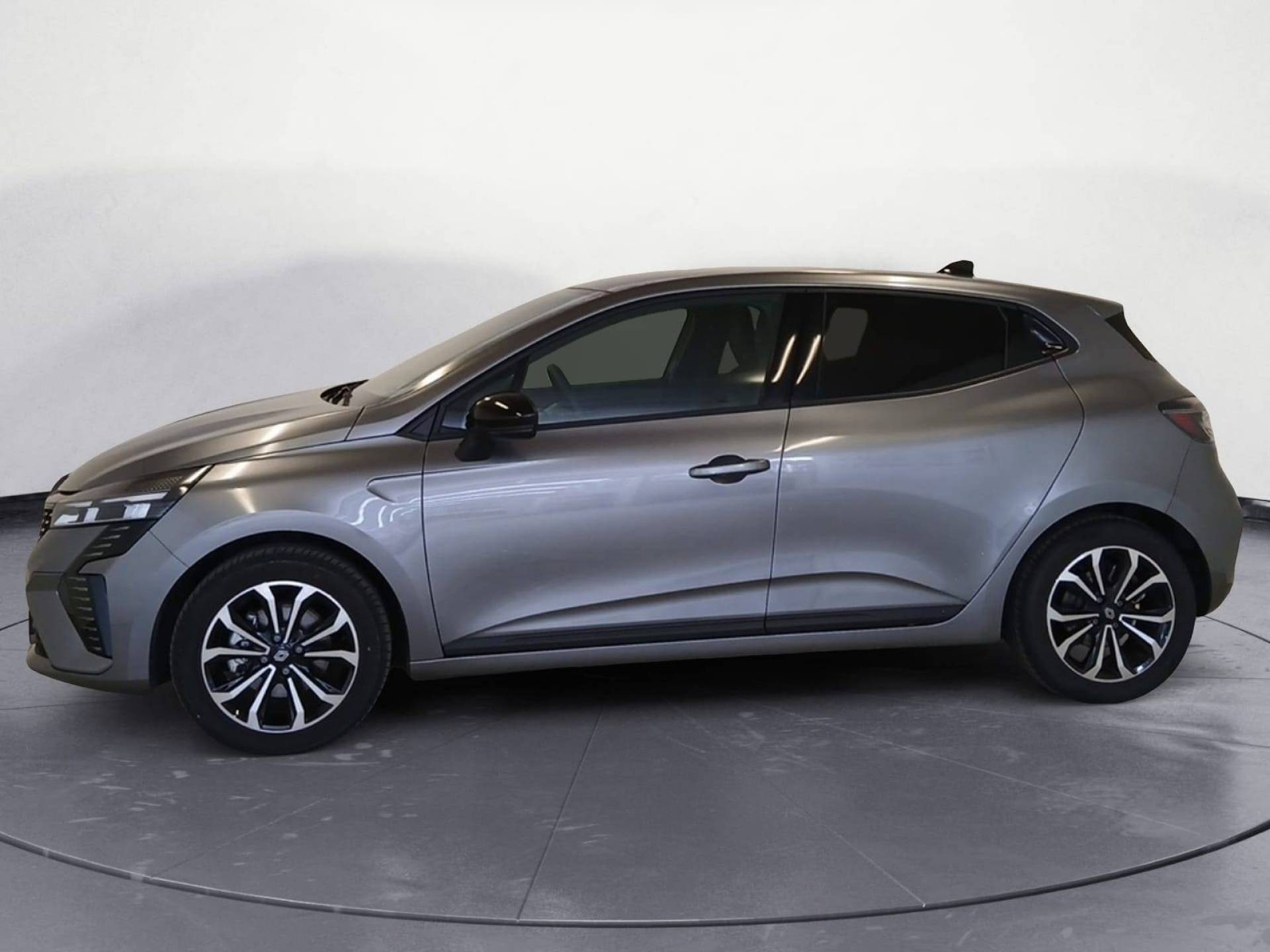 RENAULT CLIO V TECHNO E-Tech full hybrid 145 CV GSR2 