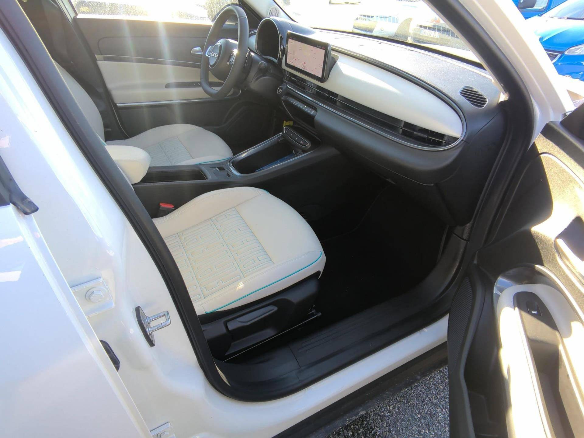 FIAT 600 LA PRIMA 1.2 Hybrid 110 CV eDCT6 