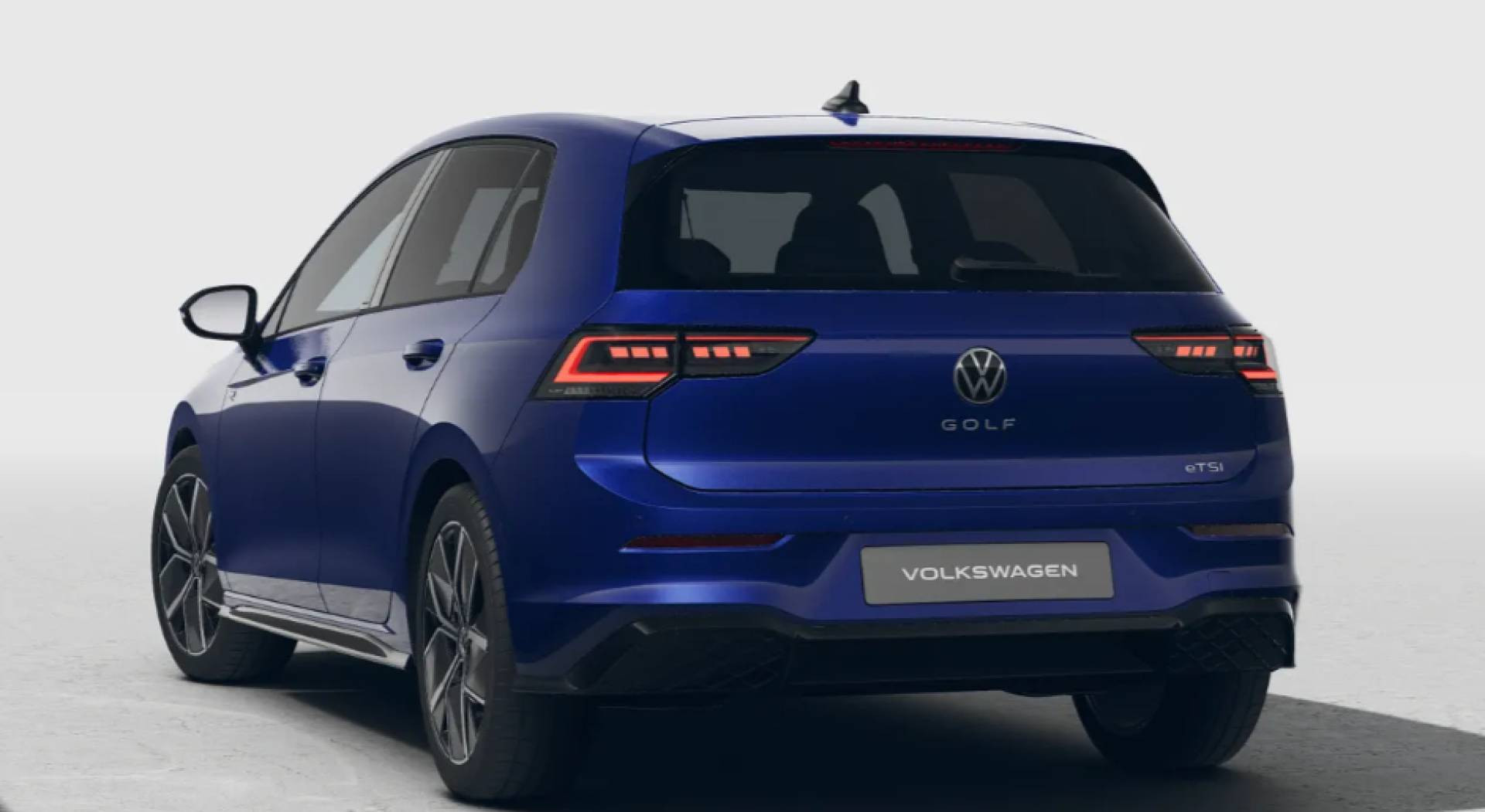 VOLKSWAGEN GOLF R-LINE EDITION 1.5 eTSI EVO2 150 DSG7 