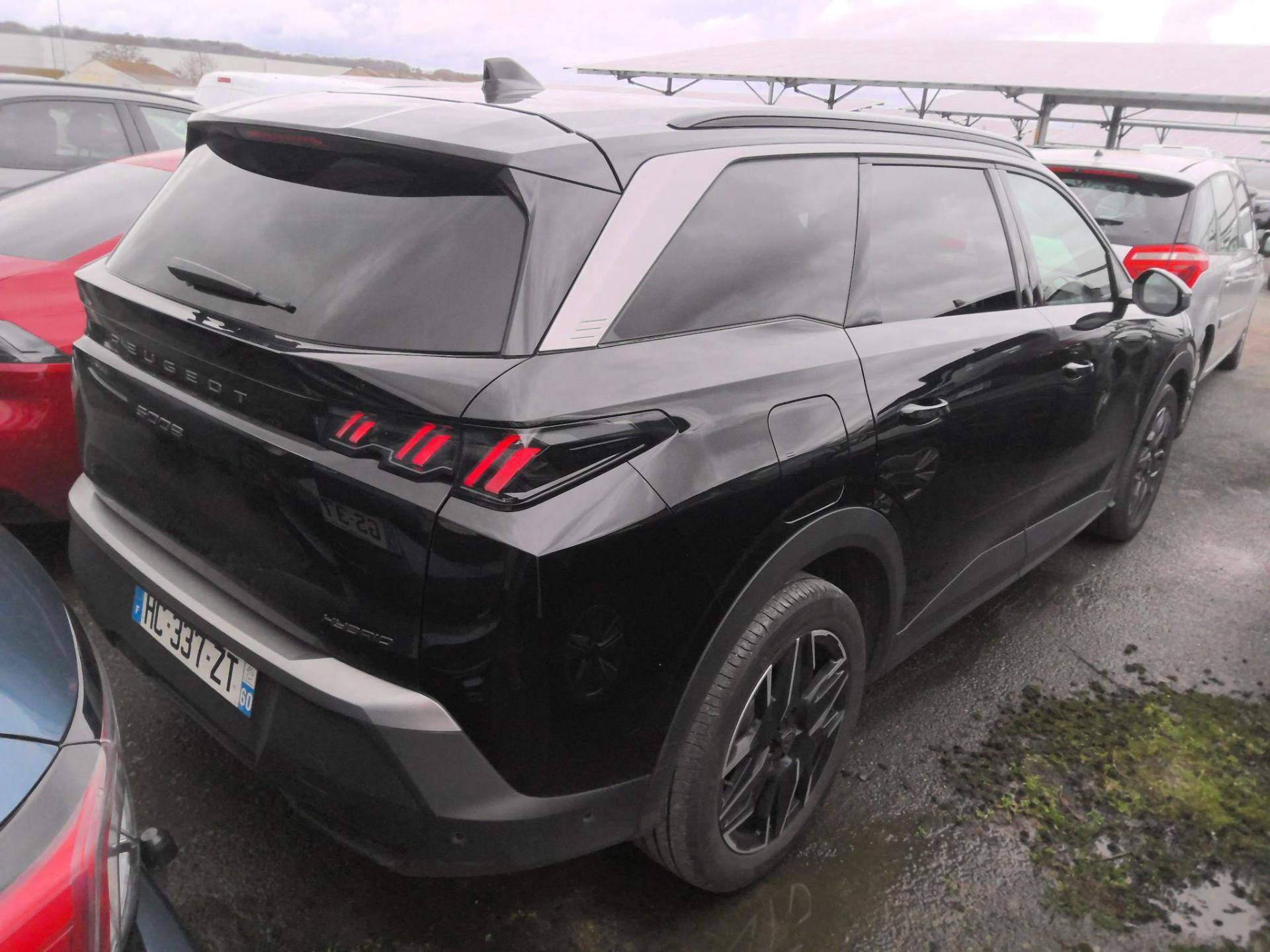 PEUGEOT 5008 ALLURE Hybrid 145 CV e-DCS6 