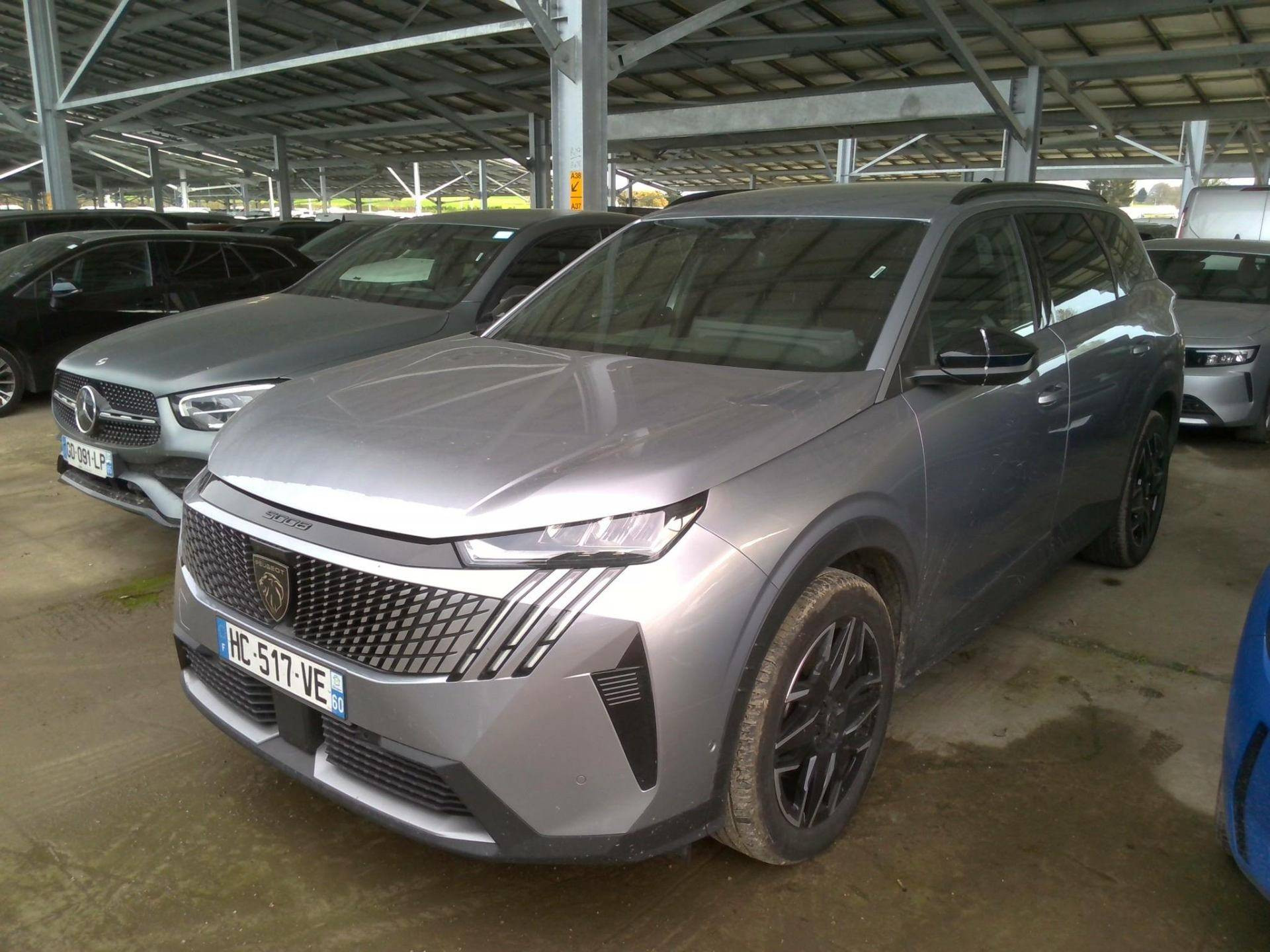 PEUGEOT 5008 ALLURE Hybrid 145 CV e-DCS6 
