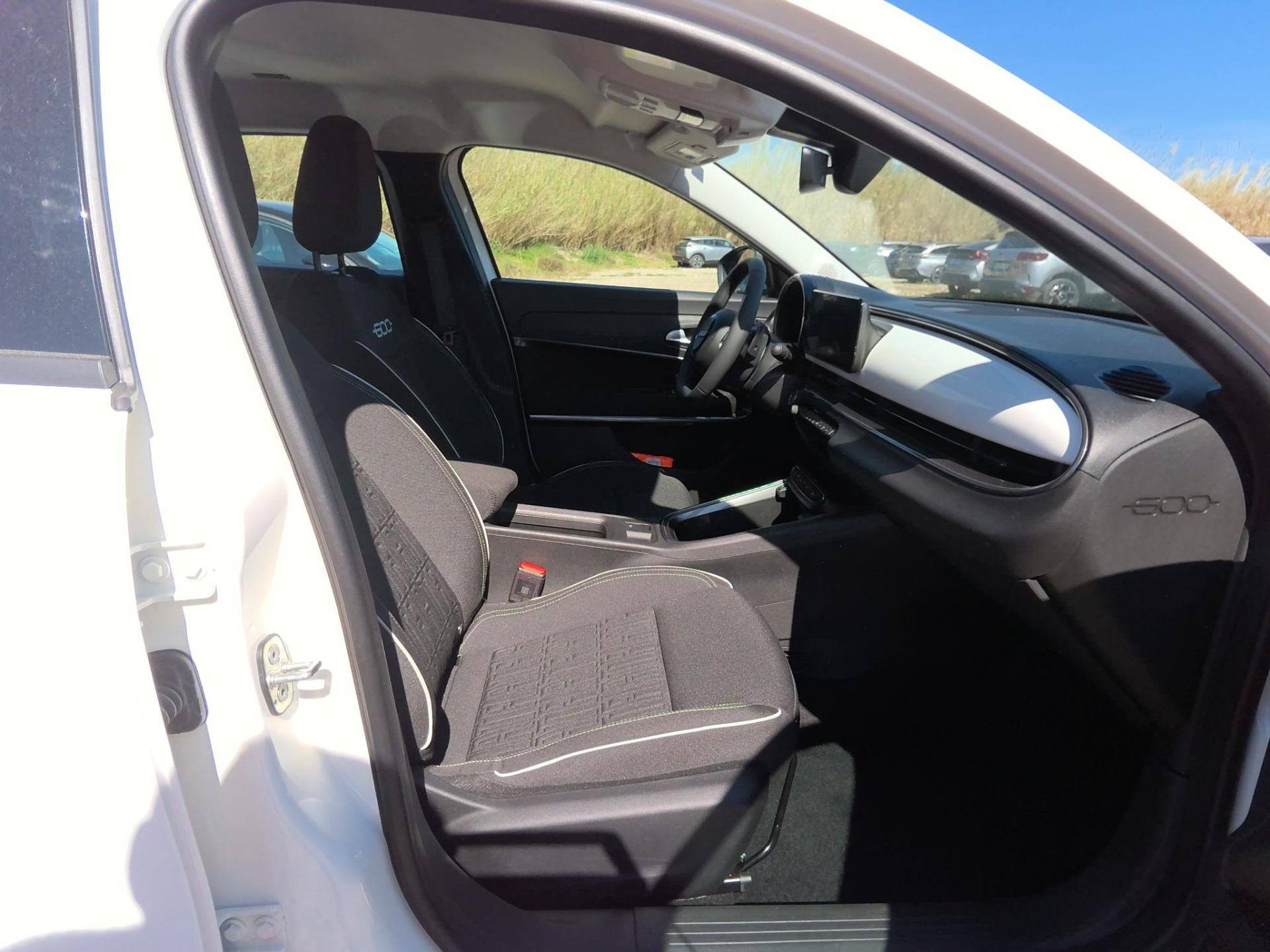 FIAT 600 POP T-Gen 3 1.2 Hybrid 145 CV eDCT6