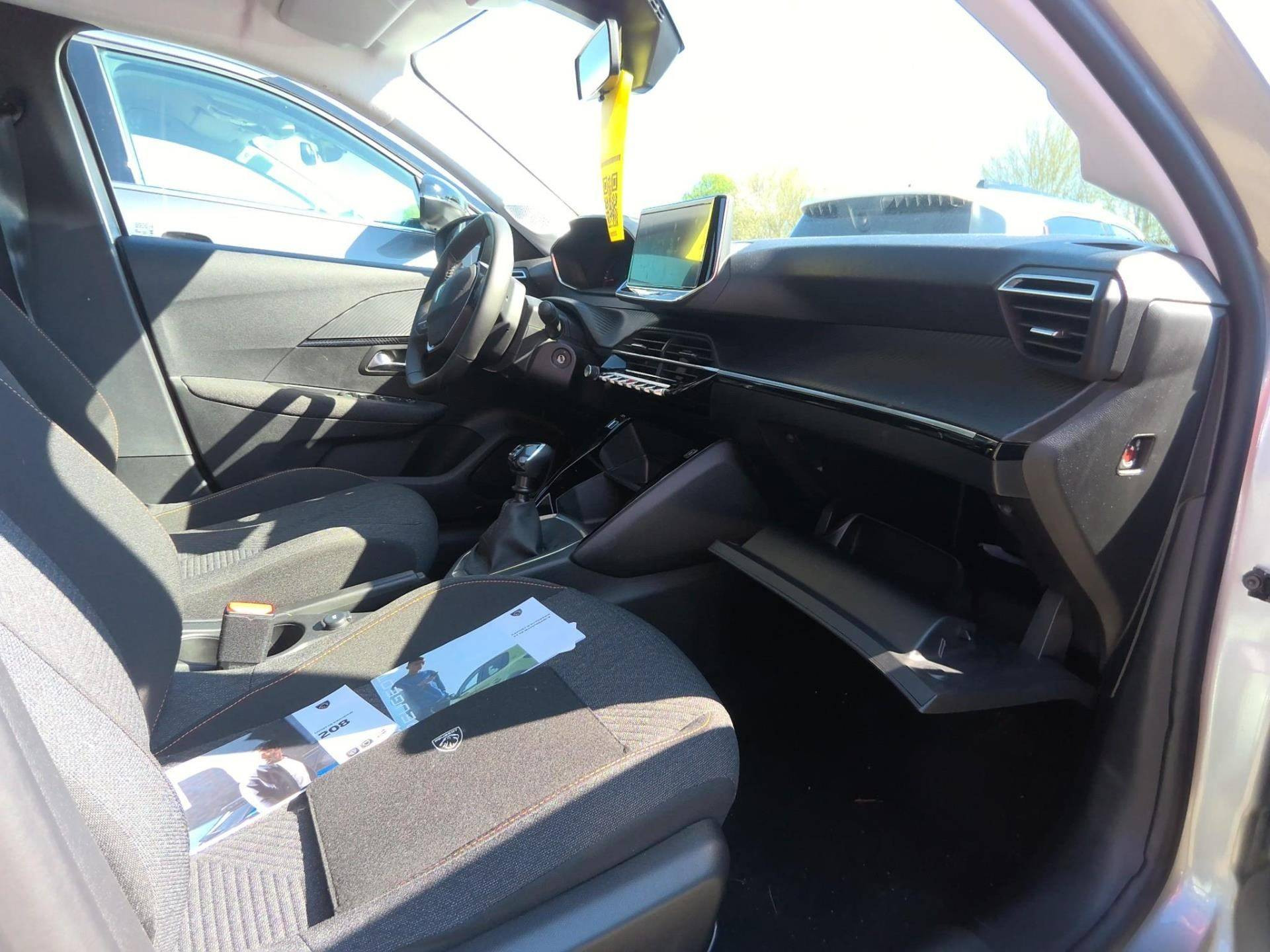 PEUGEOT 208 STYLE PURETECH 100 CV BVM 