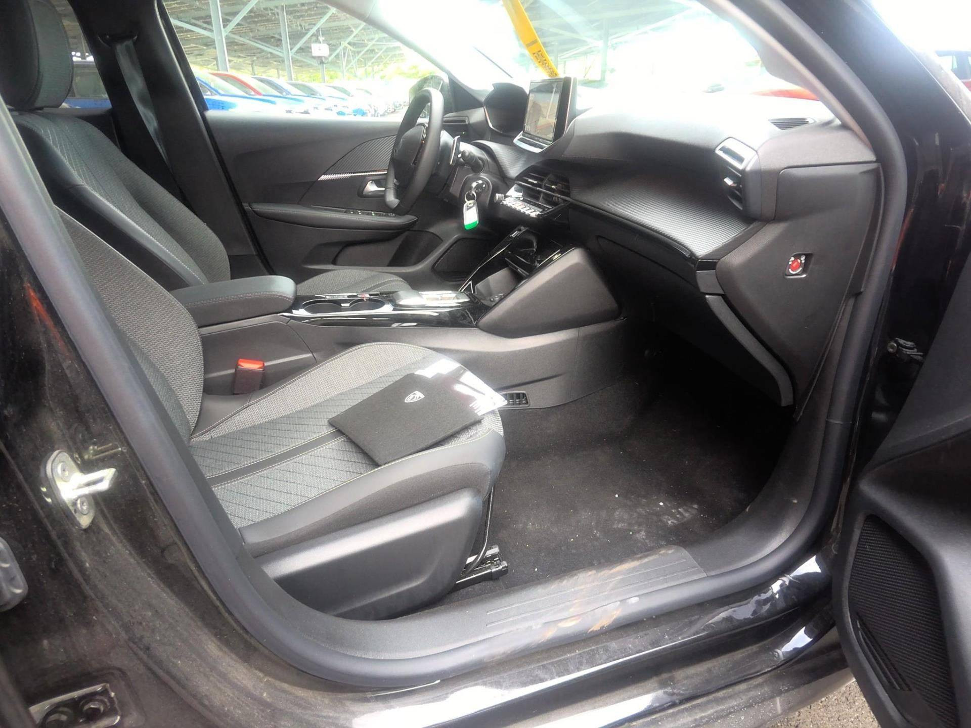 PEUGEOT 208 ALLURE Hybrid 110 CV e-DCS6 