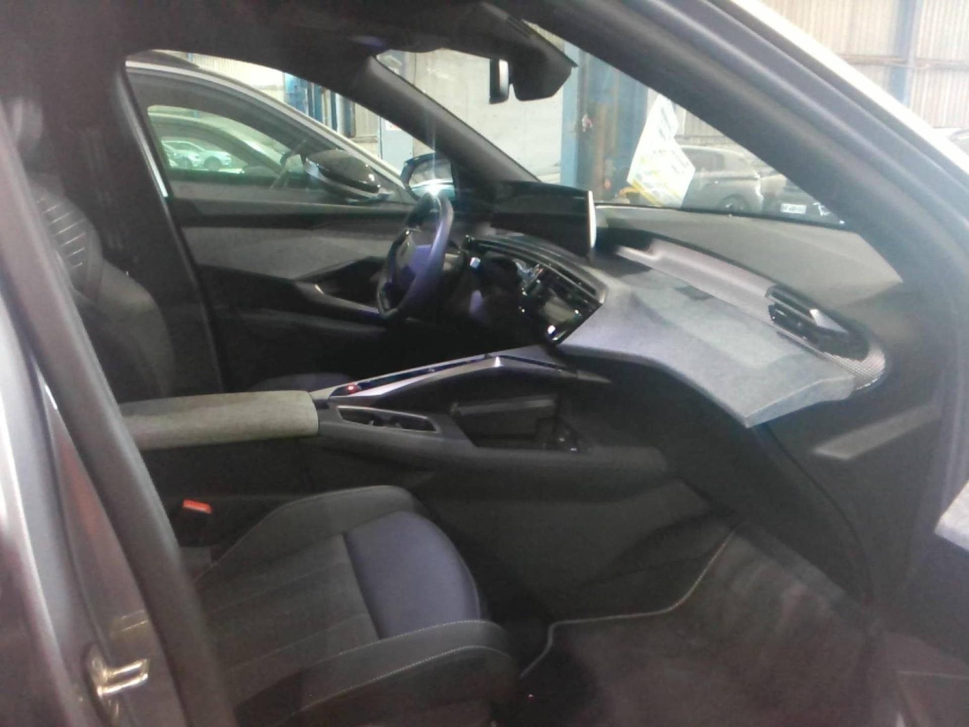PEUGEOT 3008 GT Hybrid 145 e-DCS6