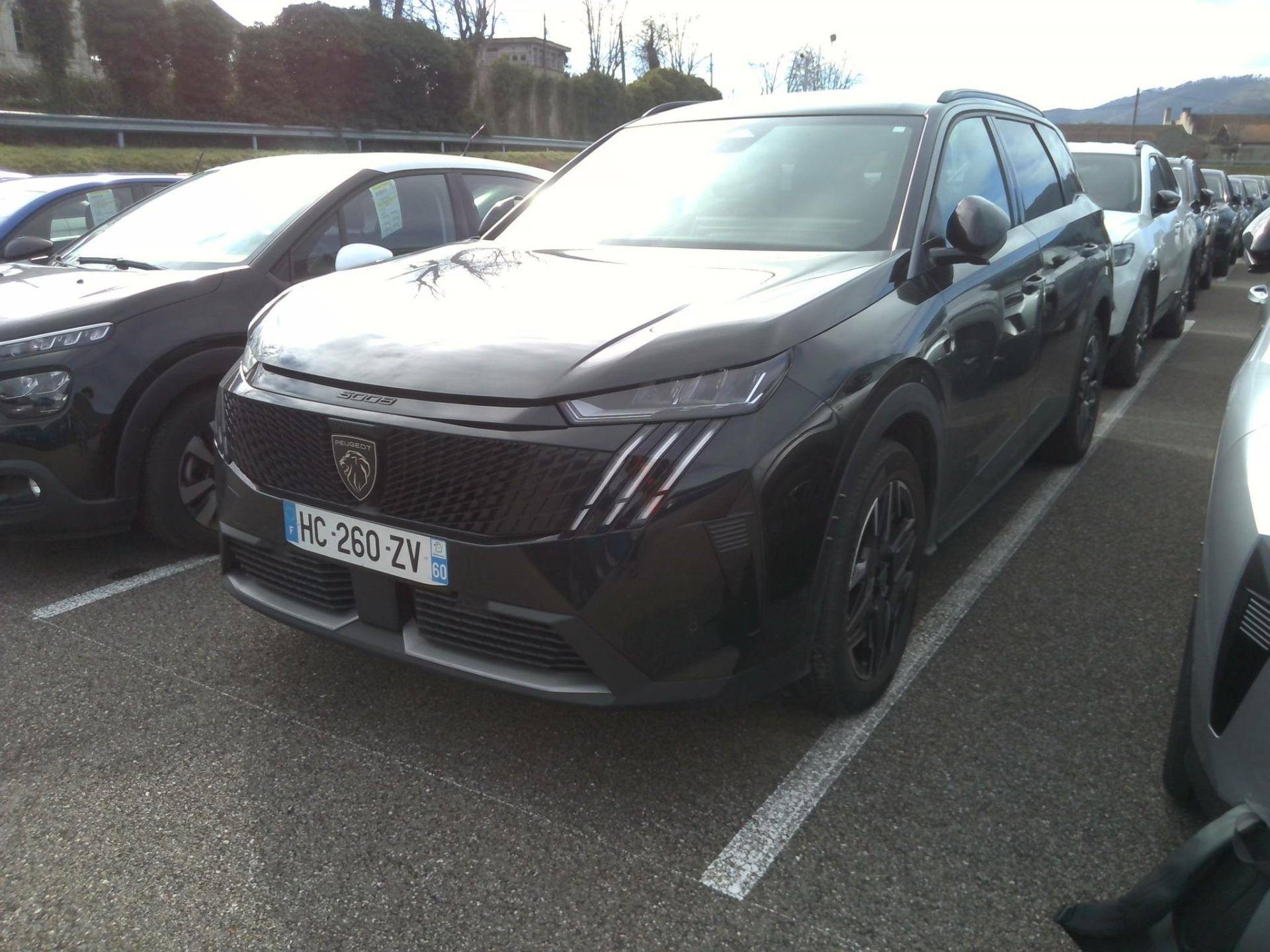 PEUGEOT 5008 ALLURE Hybrid 145 CV e-DCS6 