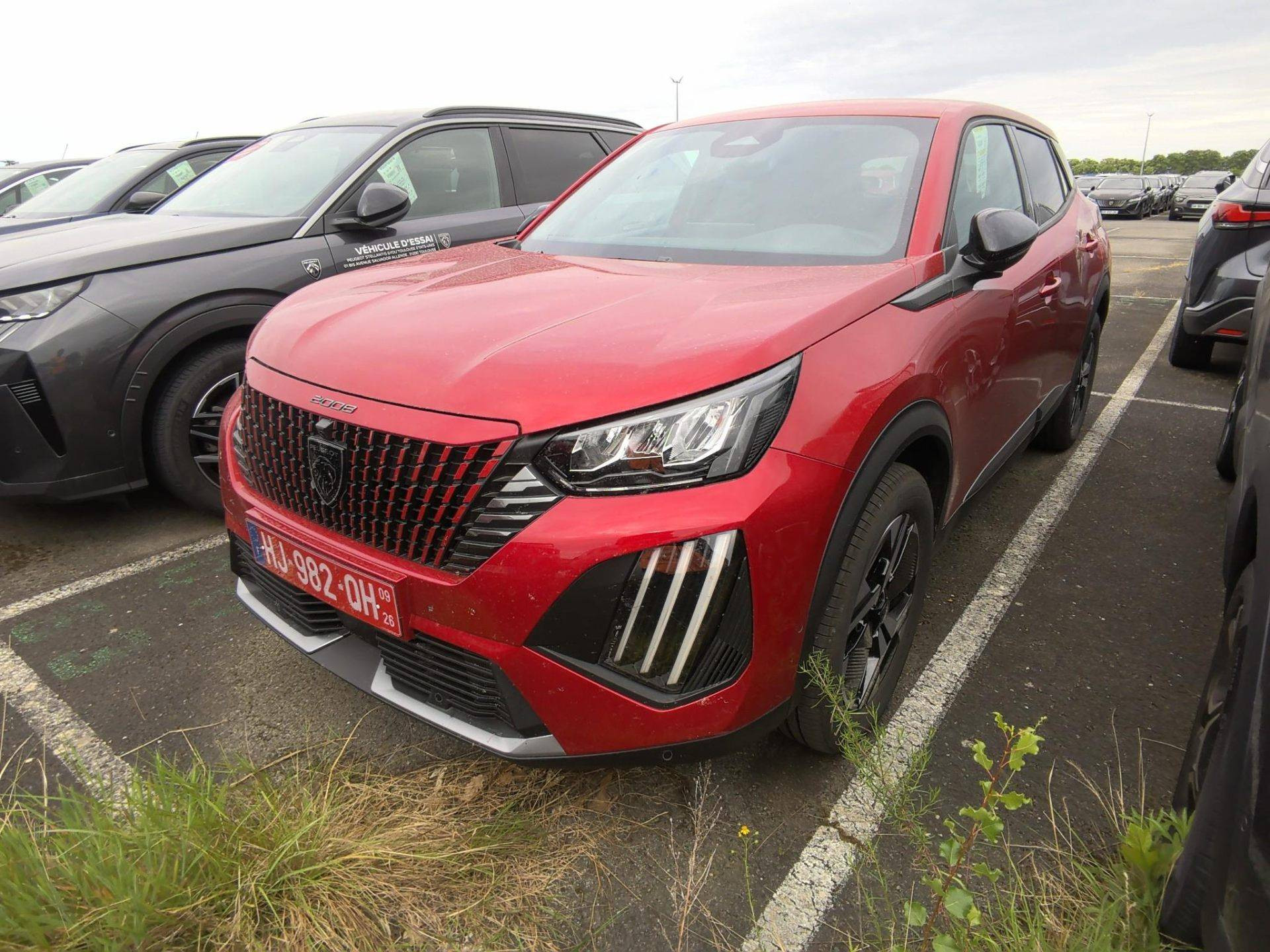 PEUGEOT 2008 Hybrid 145 ch e-DCS6 Allure
