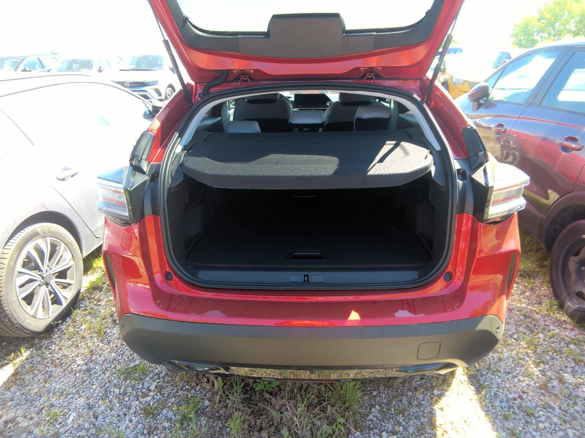 CITROEN C4 MAX Hybride 145 CV e-DCS6 