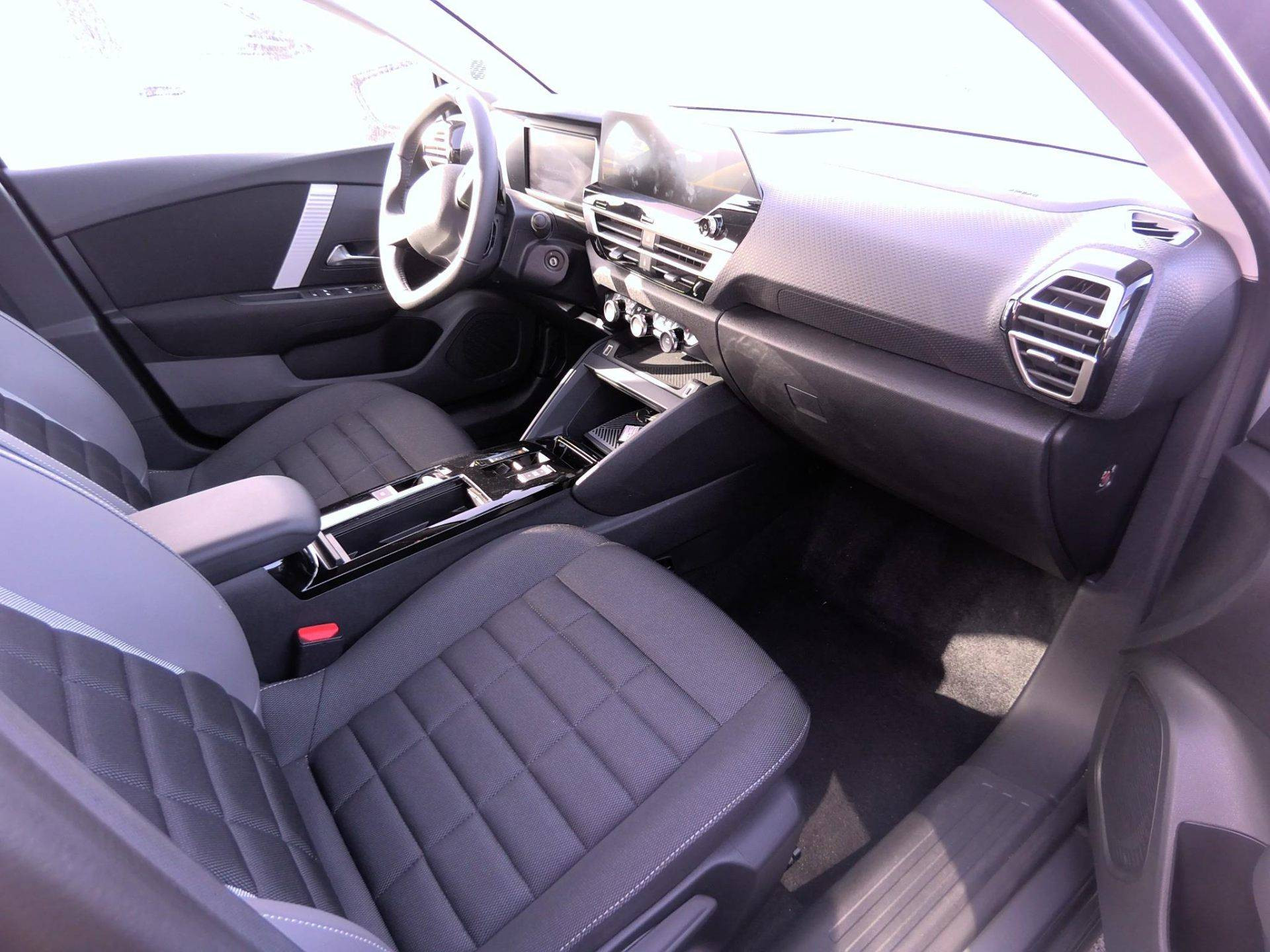 CITROEN C4 Hybride 145 ch e-DCS6 Plus