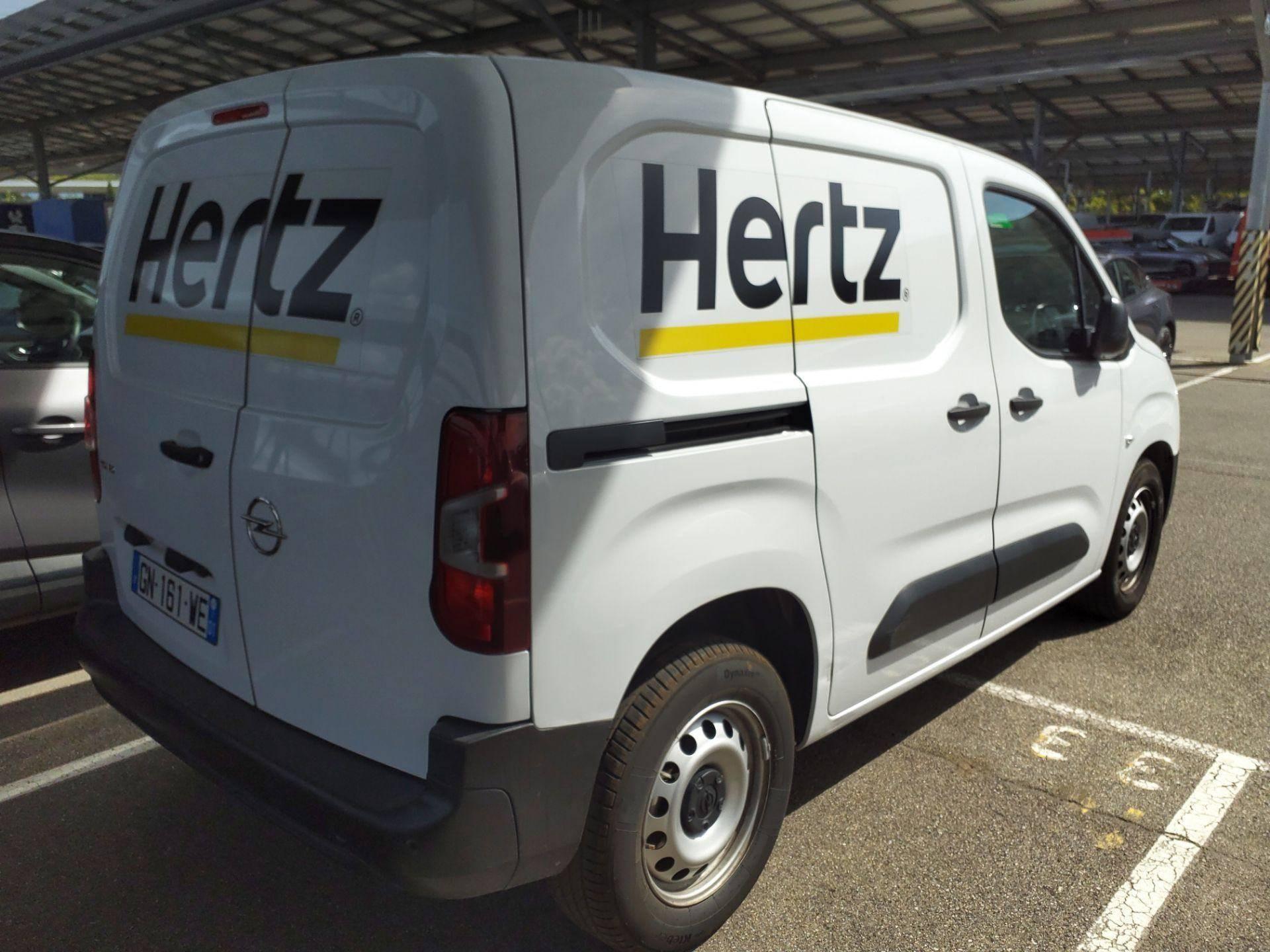 OPEL COMBO CARGO TAILLE M 950 KG BLUEHDI 100 CV BVM6