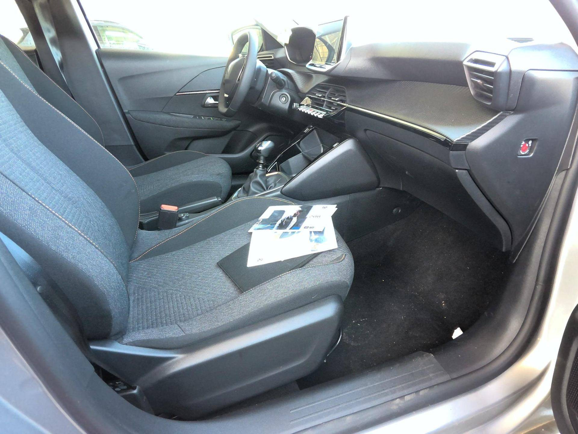 PEUGEOT 208 STYLE PURETECH 100 CV BVM 