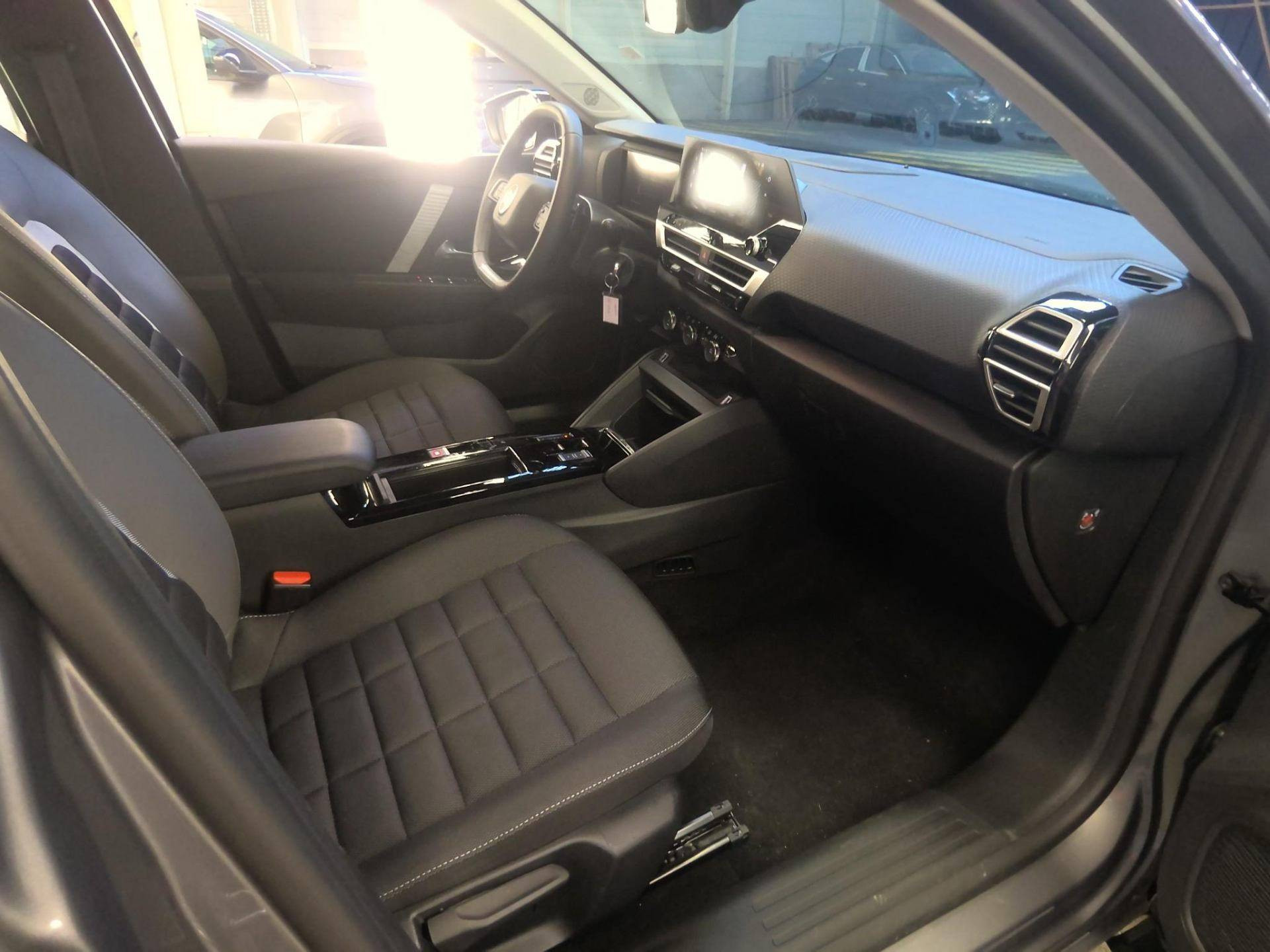 CITROEN C4 PLUS Hybride 136 CV e-DCS6 
